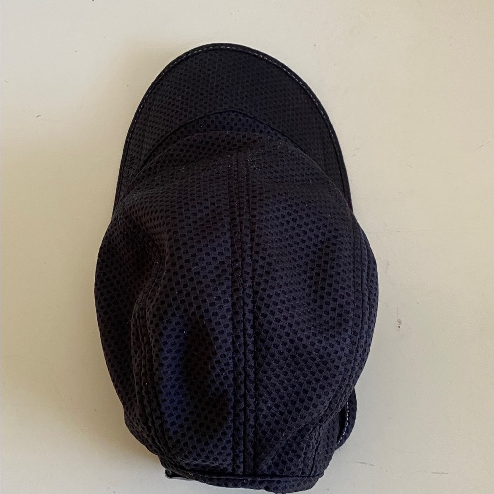 Nike Daybreak Dri-Fit Mesh Black Hat, 7 panel - Picture 2 of 5